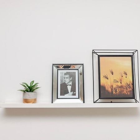 Beautiful 2-Bedroom Apartment Near Schoenbrunn 维也纳 外观 照片
