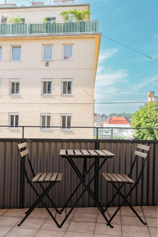 Beautiful 2-Bedroom Apartment Near Schoenbrunn 维也纳 外观 照片