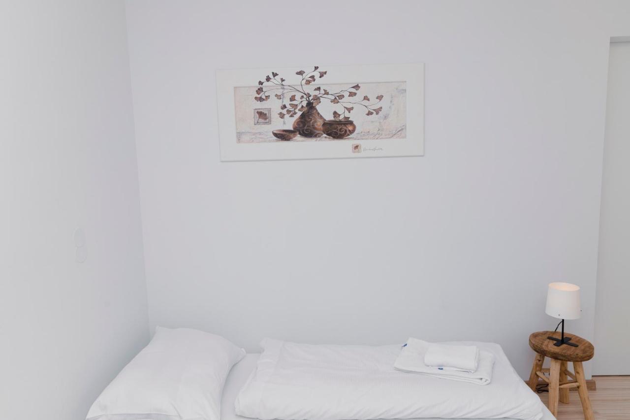 Beautiful 2-Bedroom Apartment Near Schoenbrunn 维也纳 外观 照片