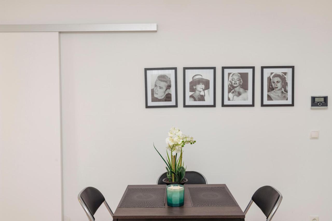 Beautiful 2-Bedroom Apartment Near Schoenbrunn 维也纳 外观 照片