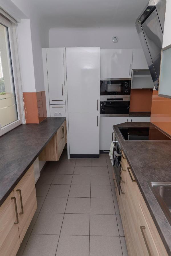Beautiful 2-Bedroom Apartment Near Schoenbrunn 维也纳 外观 照片
