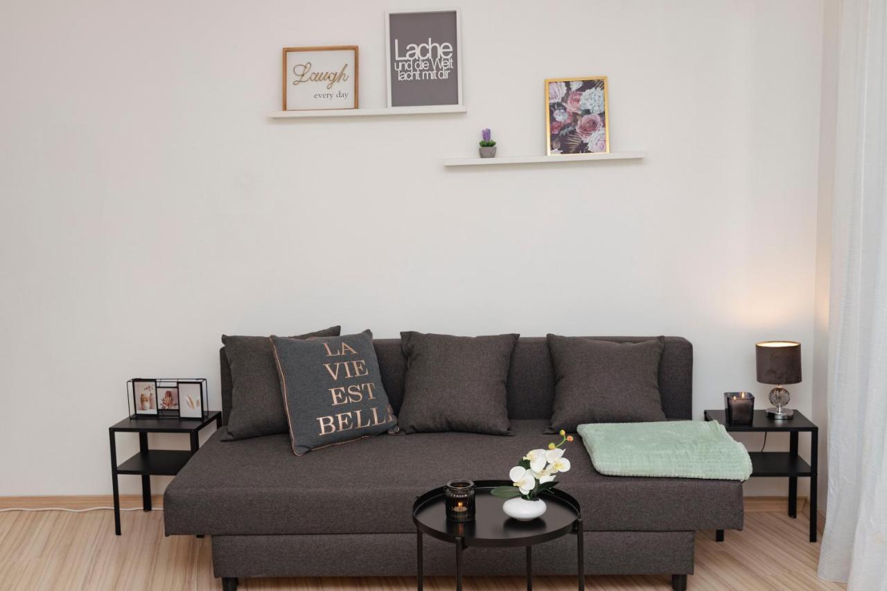 Beautiful 2-Bedroom Apartment Near Schoenbrunn 维也纳 外观 照片